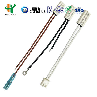 KSD9700 30°C~155°C 범위 10000주기 및 15*7.5*3.8mm 크기